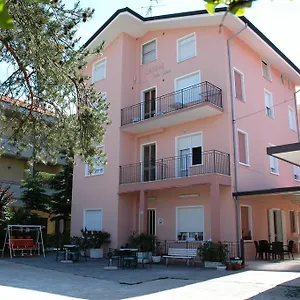  Guest house Linda Affittacamere